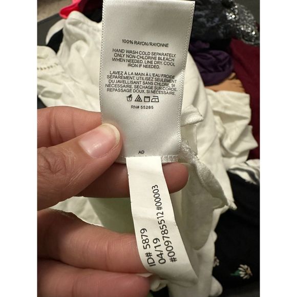 White cut out Express top, size M - Picture 7 of 7